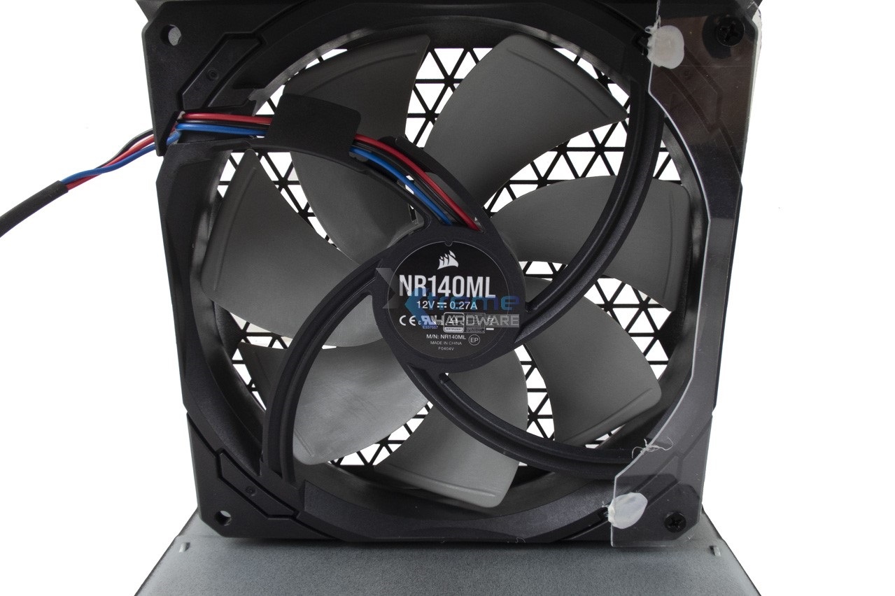 Corsair RM750x 17 2b9db